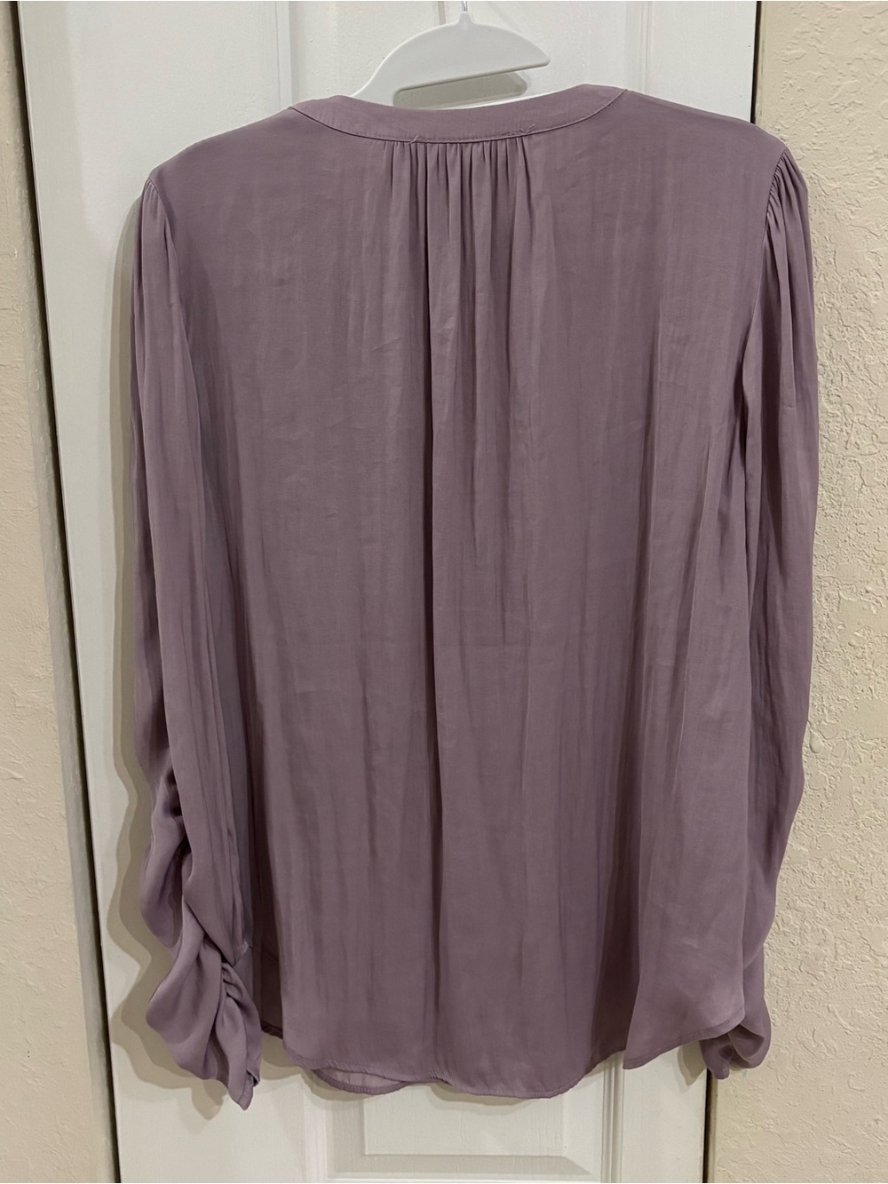 Philosophy Dusty Lavender V-Neck Long Sleeve Blouse - Picture 3 of 7